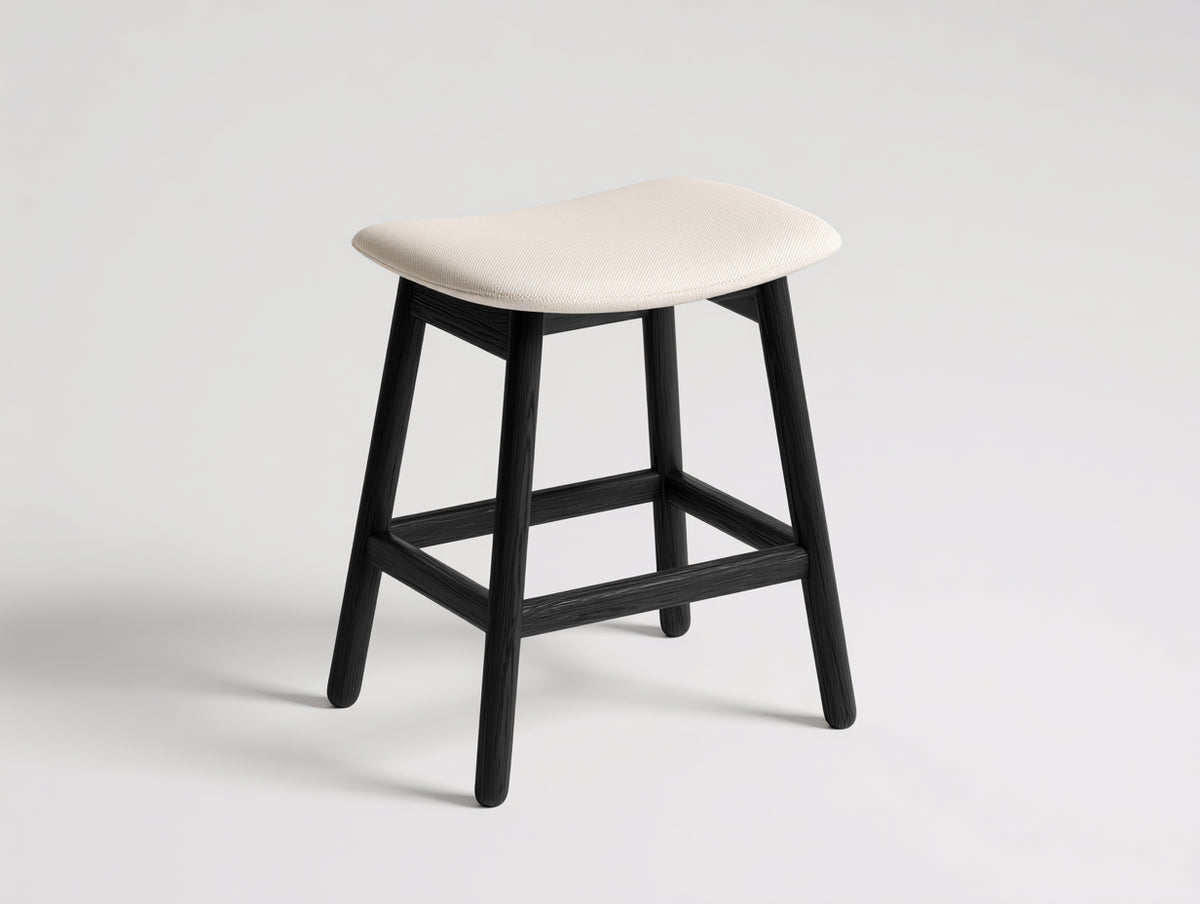 Pedale sgabello 46×42×64 cm - tessuto crema e legno nero - seduta sagomata con poggiapiedi quadrato per camera da letto